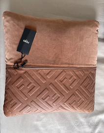 Cuscino fendi
