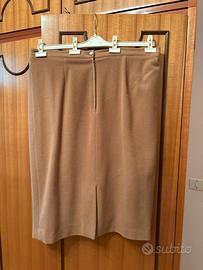 Gonna midi color cammello elegante e classica