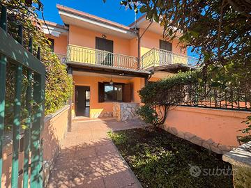 Labico villino centrale recente costruzione