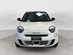FIAT 600 Hybrid 110 CV DCT MHEV La Prima II