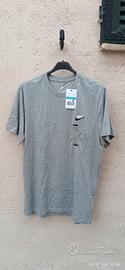 t-shirt uomo tg M 