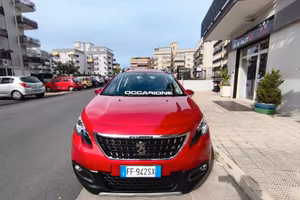 Peugeot 2008 BlueHDi 120 S&S Allure