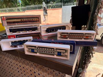 VAGONI FERROVIARI SERIE LIMA VINTAGE PREZZO TRATT.