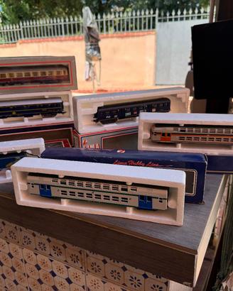 VAGONI FERROVIARI SERIE LIMA VINTAGE PREZZO TRATT.