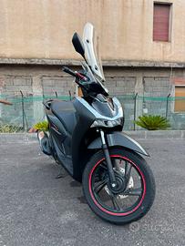 Honda sh 125 sport