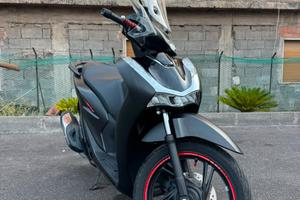 Honda sh 125 sport