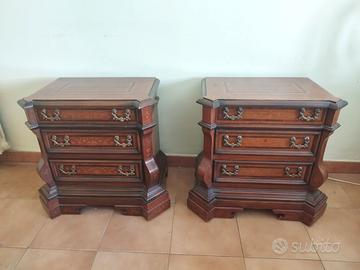 Coppia di comodini arte moderna in legno.