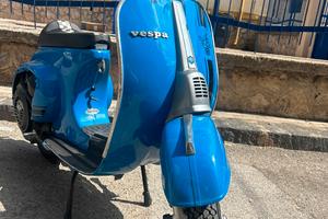 Piaggio vespa special 