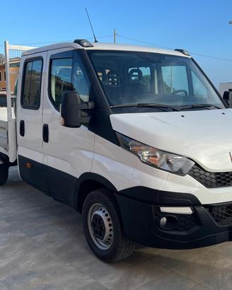 Furgone daily 7 posti 35S15
