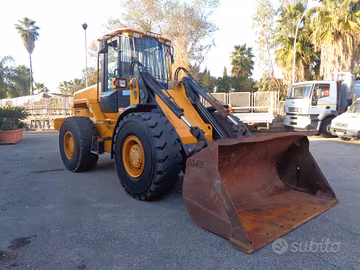 PALA GOMMATA JCB