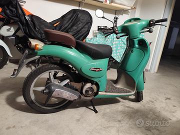 scarabeo 50 2t motore minarelli