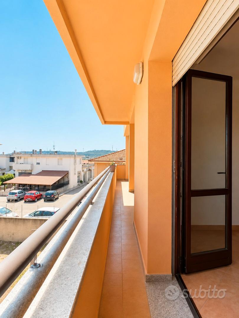 Via Monte Zebio - Ampio trilocale con terrazzo - Vista 4