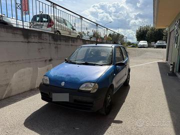 FIAT 600