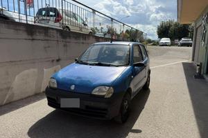 FIAT 600