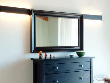 Specchio Ikea con cornice nera