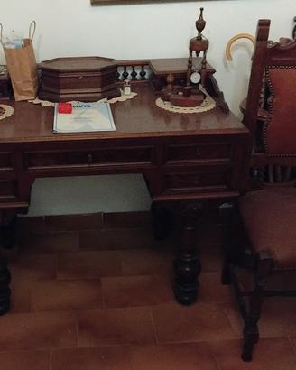 scrittoio con sedia antico dell'800 
