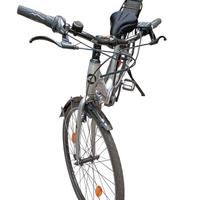 Bicicletta Pedalata assistita batteria accessori