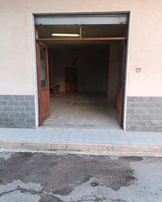 Locale 60 mq varie destinazioni d'uso