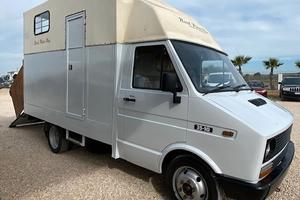 Fiat daily trasporto cavalli 2 posti PATENTE B