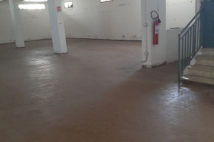 Locale seminterrato di 270mq