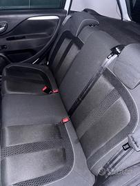 Tappezzeria punto evo