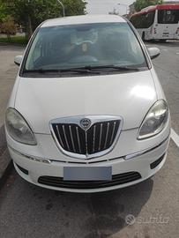Lancia Musa Benzina GPL 02/2010