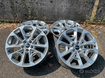 Cerchi in lega R18 SILVER