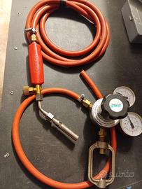 cannello e manometro