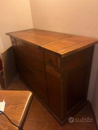 Comò in legno