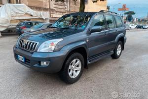 Toyota Land Cruiser 3.0 D-4D 16V cat 5 porte Sol