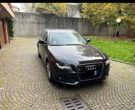 Audi a4 avant 3000 v6 quattro