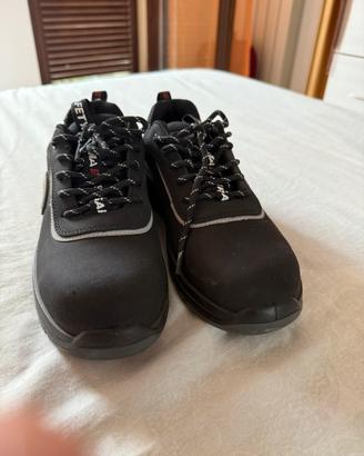 Scarpe antinfortunistiche