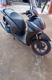 Honda SH 350 sport