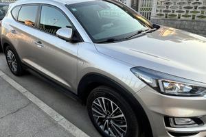 HYUNDAI TUCSON 1,6 DIESEL HYBRID