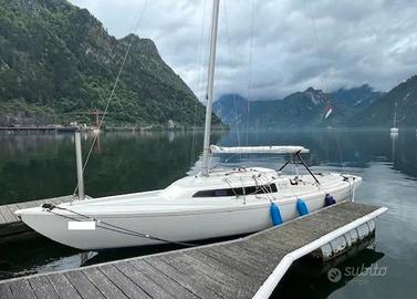 H-BOAT – Barca a vela con motore fuoribordo