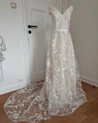 Abito da sposa nuovo