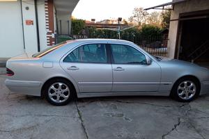 Mercedes E270 cdi