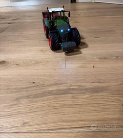 Trattore telecomandato scala 1:16 compatibile Brud