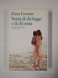 Elena Ferrante Storia di chi fugge e di chi resta