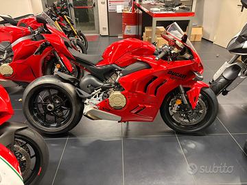 Ducati Panigale v4