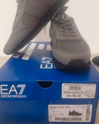 scarpe nuove Armani  originali!