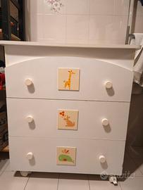 Fasciatoio con cassetti e vasca