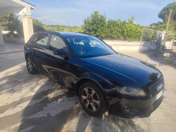 Audi A4 avant 2.0 tdi  del 2011