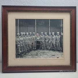 Foto della squadra ciclistica S. Pellegrino