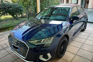 Audi A3 TFSI Sportback cambio automatico 110 hp