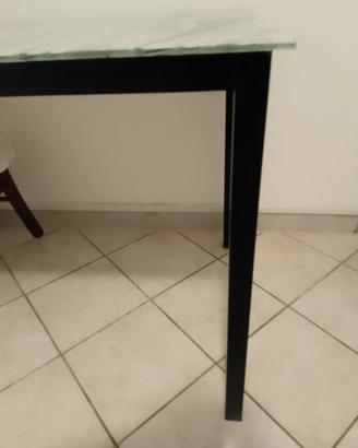 Tavolino in vetro