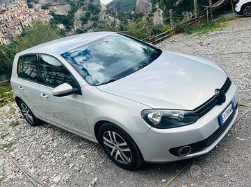 Volkswagen Golf 1.6 TDI BlueMotion