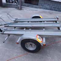 Carrello porta moto all'occorrenza