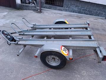 Carrello porta moto all'occorrenza