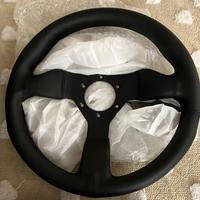 Volante ed accessori sportivi auto